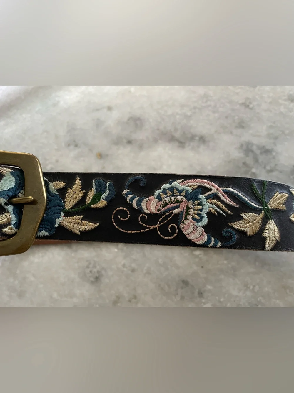 Vintage Lucky Brand Embroidered Leather Belt